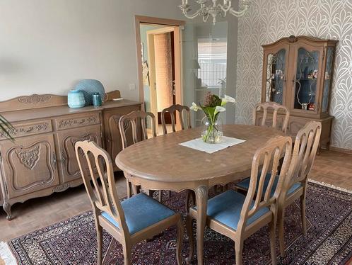 Eetplaats met de hand gesculpteerd, Huis en Inrichting, Complete eetkamers, Zo goed als nieuw, Ophalen