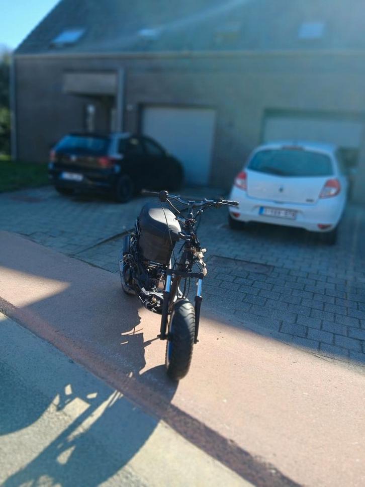 Hierbij verkoop ik mijn neco one, Fietsen en Brommers, Scooters | Piaggio, Zo goed als nieuw, Overige modellen, Klasse A (25 km/u)