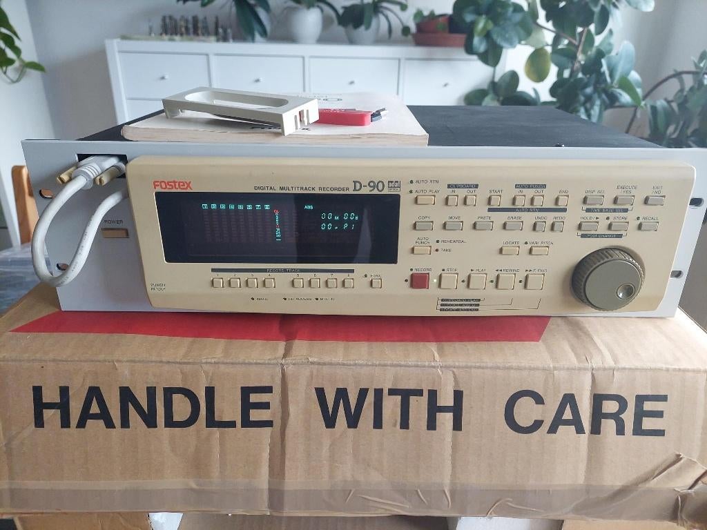 Fostex D-90, TV, Hi-fi & Vidéo, Appareils professionnels, Utilisé, Audio, Enlèvement ou Envoi