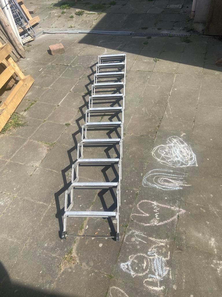 Zoldertrap, Ophalen, Zo goed als nieuw