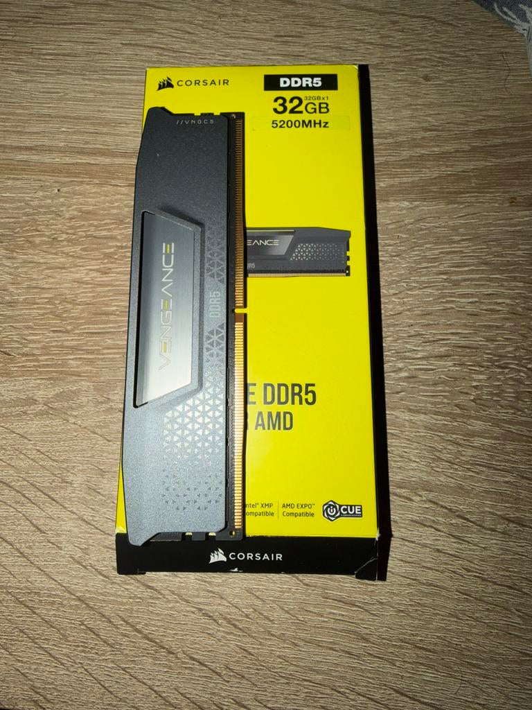 Corsair 1x32GB 5200mhz ddr5, Computers en Software, RAM geheugen, Ophalen of Verzenden, Zo goed als nieuw