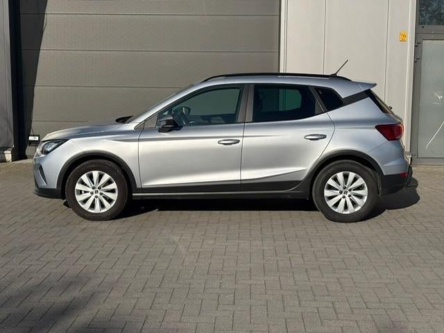 Seat Arona benzine 32.000km, Voorwielaandrijving, Stof, Bedrijf, 5 deurs