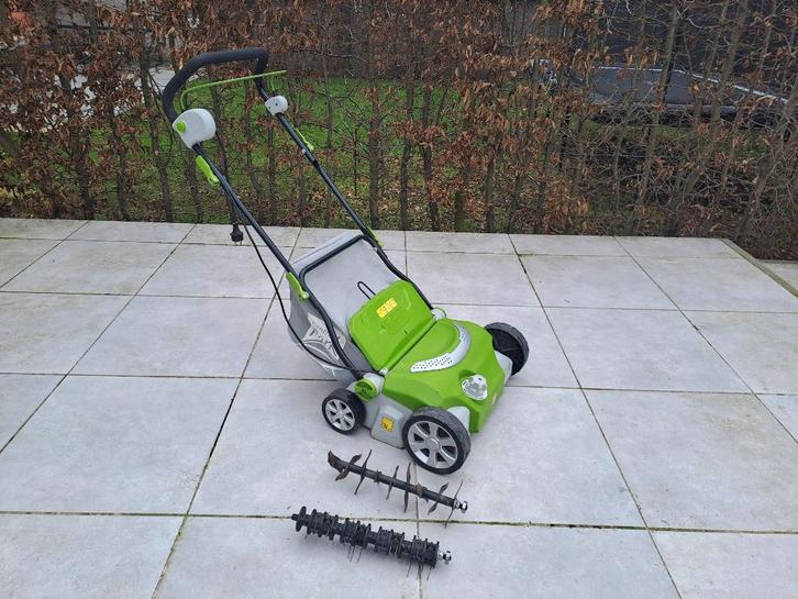 cpe1236r verticuteermachine central park, Tuin en Terras, Verticuteermachines, Zo goed als nieuw, Elektrisch, Ophalen
