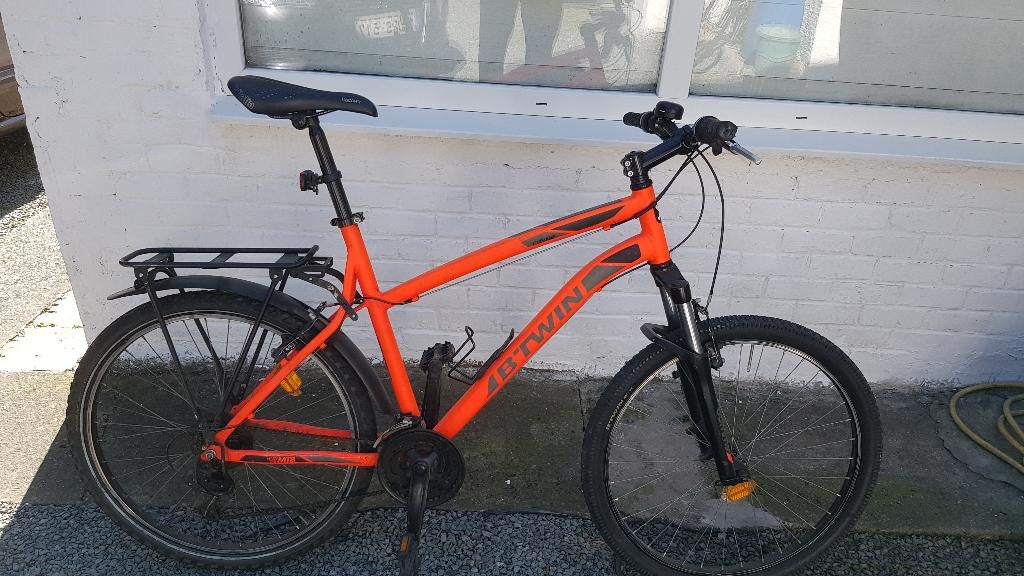 velo vtt 26 rockrider 340 B'twin en bon etat general, Vélos & Vélomoteurs, Autres marques, Frein sur jante, Moins de 10 vitesses