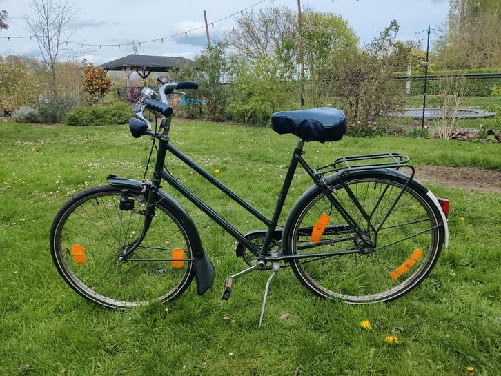 Vintage dames fiets, Fietsen en Brommers, Fietsen | Oldtimers, Ophalen