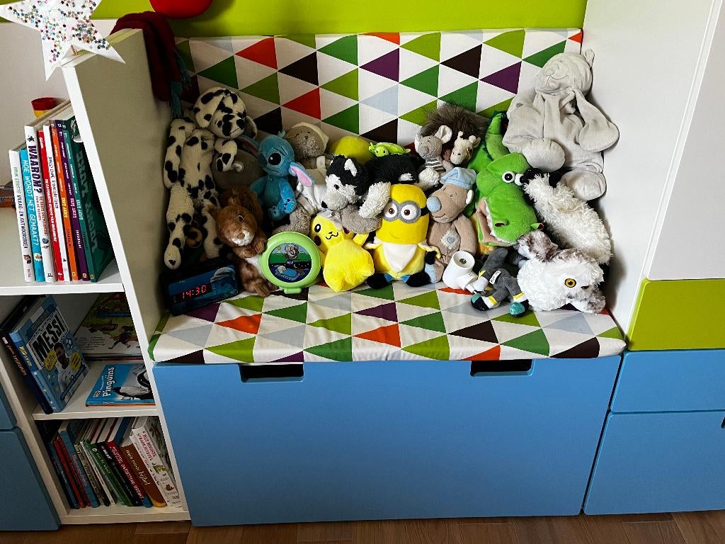 Coffre à jouets IKEA STUVA en très bon état, Enfants & Bébés, Chambre d'enfant | Commodes & Armoires, Comme neuf, 50 à 70 cm, 75 à 100 cm