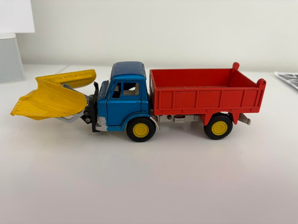 Dinky toys Ford D800 made in england, Hobby & Loisirs créatifs, Enlèvement ou Envoi, Utilisé, Dinky Toys