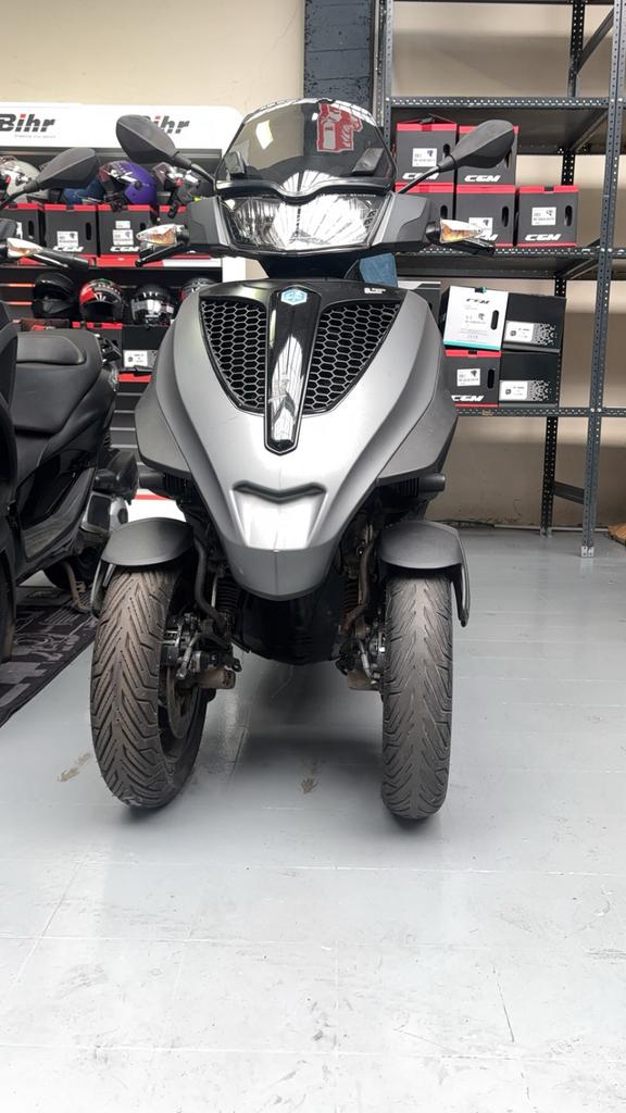 Piaggio mp3 yourban LT 300 cm3, Scooter, Particulier, Automaat, Traction Control