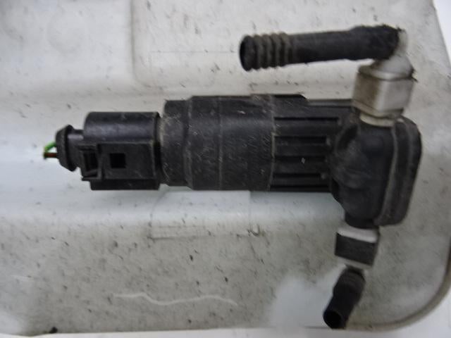 RUITENSPROEIERPOMP VOOR Seat Leon (5FB) (01-2012/06-2020), Gebruikt, Seat