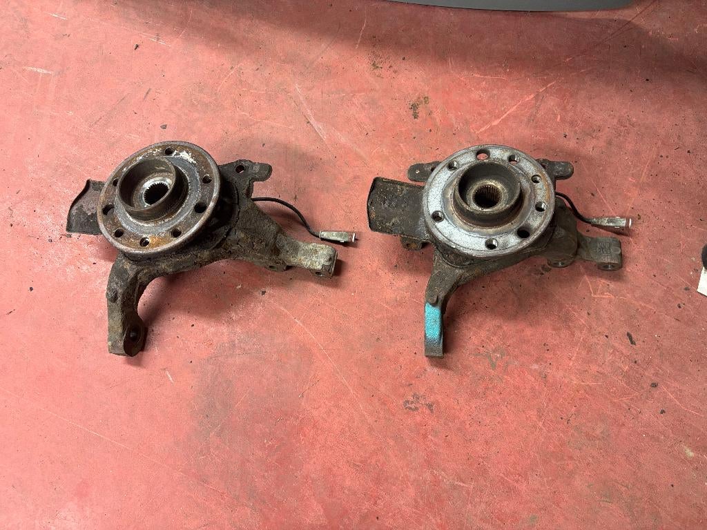 ROULEMENT AVANT GAUCHE OPEL ZAFIRA B, Ophalen, Gebruikt, RUE BRIGADE PIRON 307, Garage_bila@yahoo.fr