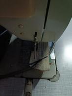 Professioneel naaimachine Bernina op naaitafel, Ophalen, Naaimachine, Bernina