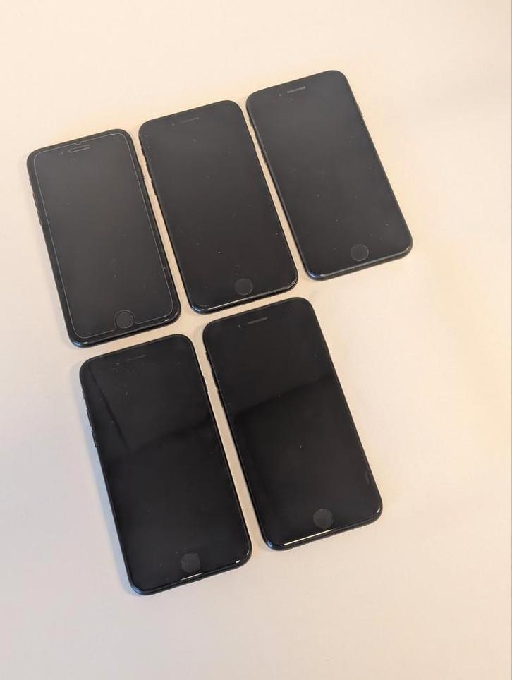 iPhones lot van 5 stuks (7 / 8 / SE), Télécoms, Téléphonie mobile | Accessoires & Pièces, Utilisé, Apple iPhone, Enlèvement ou Envoi