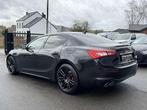Maserati Ghibli 3.0 V6 BiTurbo / CARPLAY / NAV / BLACK /, Auto's, Automaat, Zwart, Bedrijf, 254 kW
