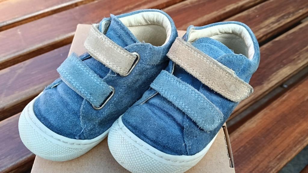 Chaussures en cuir Naturino taille 22 (nouveau prix 86€), Enfants & Bébés, Vêtements de bébé | Chaussures & Chaussettes, Comme neuf