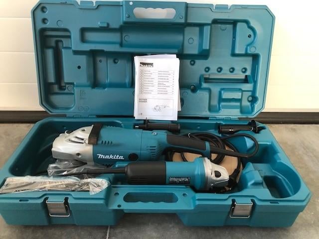 Lot comprenant 2 disqueuses Makita, Enlèvement, Neuf