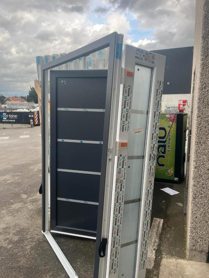 Porte PVC 1,40 m x 2,10 m – Haute qualité, Bricolage & Construction, Vitres, Châssis & Fenêtres, Neuf, Enlèvement