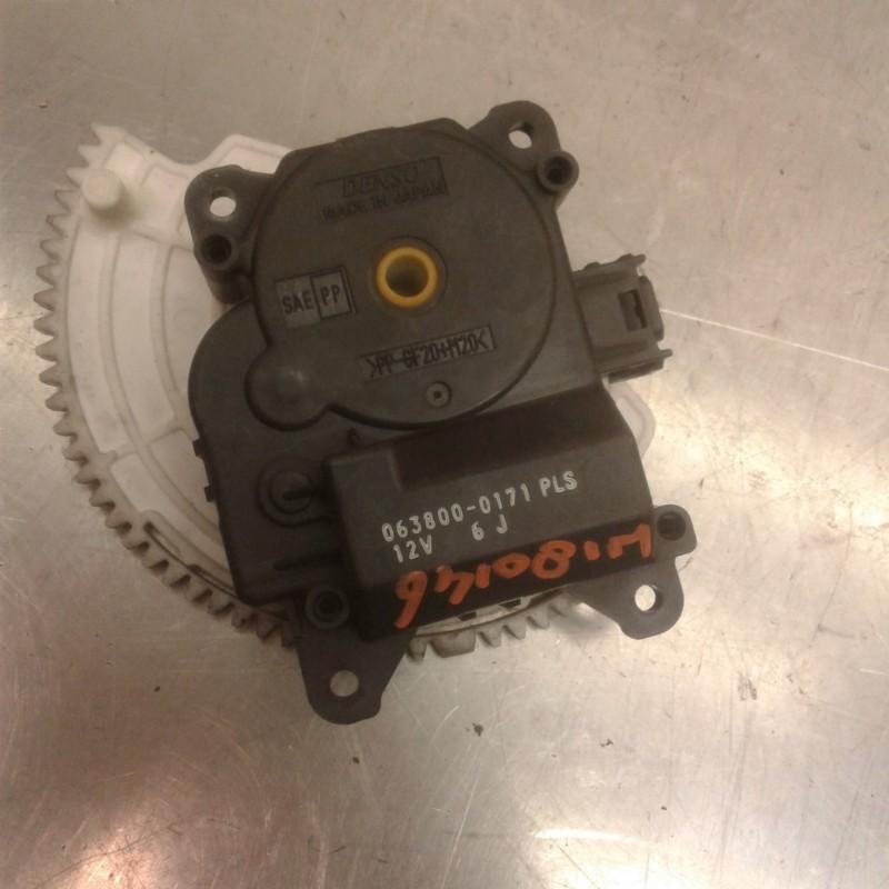 ACTIONNEUR MOTEUR VOLET CHAUFFAGE Toyota Corolla (E15), Utilisé, Toyota