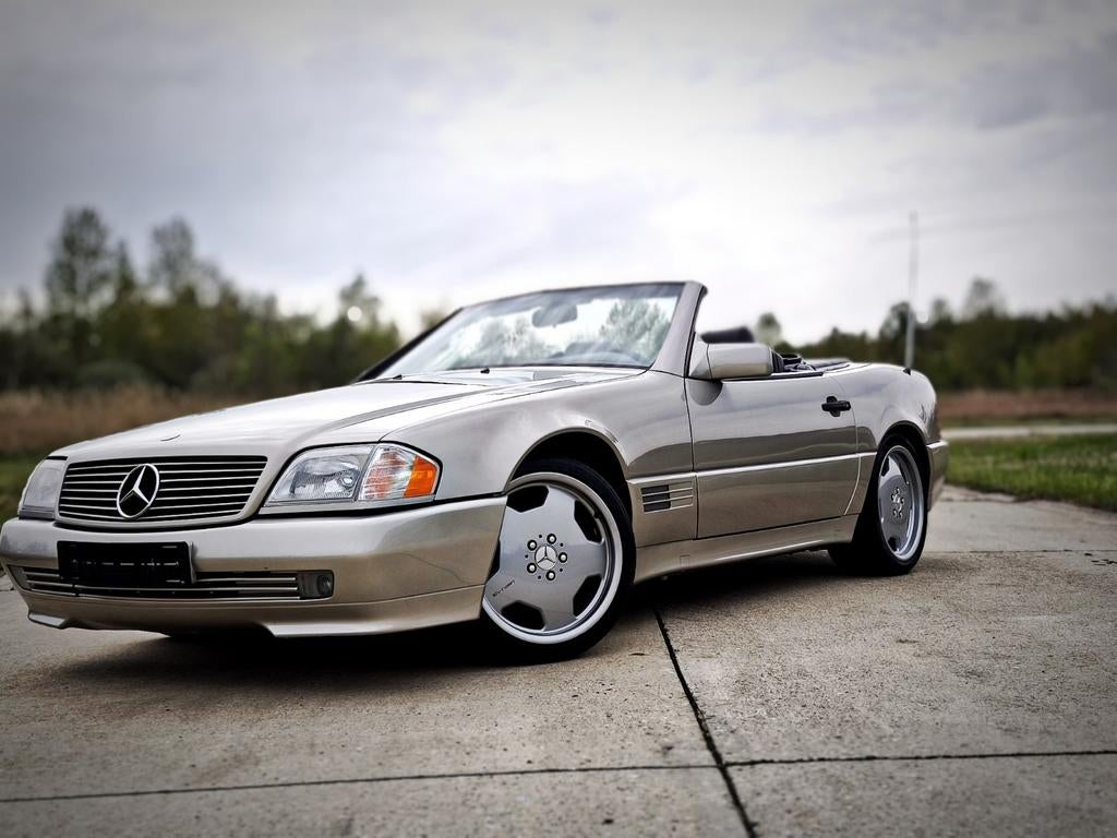 Mercedes-benz sl300 cabrio oldtimer topstaat, Auto's, Automaat, LED verlichting, Cabriolet, Beige