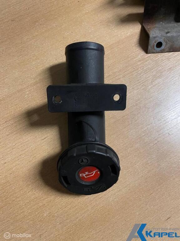 Olievulpijp MB100 (gebruikt), Autos : Pièces & Accessoires, Moteurs & Accessoires, Neuf