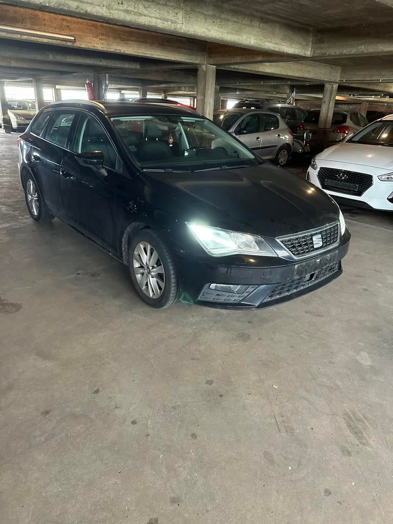 Voiture de taxi Seat Leon 1.4 CNG/essence, Enlèvement, Seat