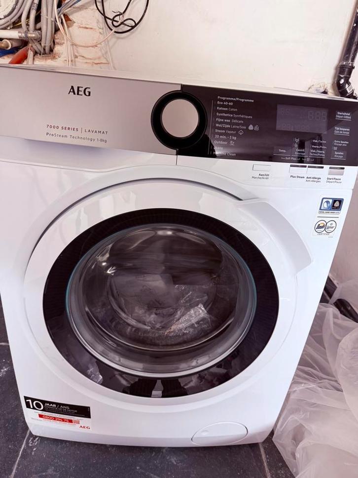 Wasmachine AEG 7000 ProSteam 8Kg L7FE86PROS, Elektronische apparatuur, Wasmachines, Nieuw, Voorlader, 8 tot 10 kg, Minder dan 85 cm