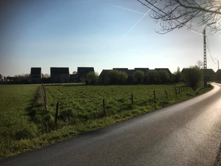 Zomerweide voor pony,paard,,… te gebruiken, Dieren en Toebehoren, Stalling en Weidegang, Stalling, 1 paard of pony