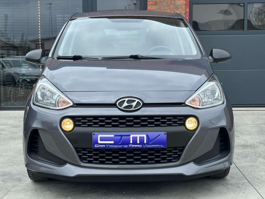 Hyundai i10 1.0i met Airco! 1e Eigenaar! 1 Jaar Garantie!, Autos, Hyundai, Argent ou Gris, Achat, 998 cm³, Entreprise