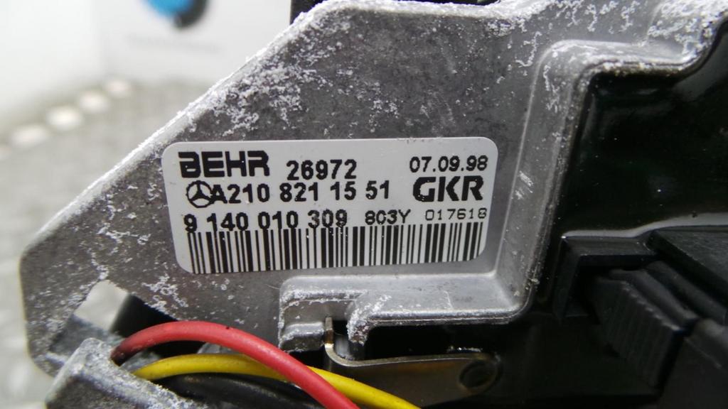 MERCEDES E CLASS 300 TD AVANTGARDE KACHELMOTOR 1999, Autos : Pièces & Accessoires, Autres pièces automobiles, Utilisé, ARN reconnu