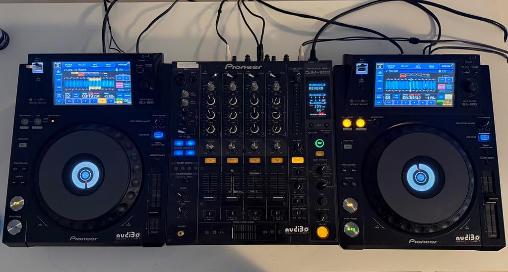 2x XDJ1000 + DJM800 + flightcase, Ophalen of Verzenden, Gebruikt, Pioneer