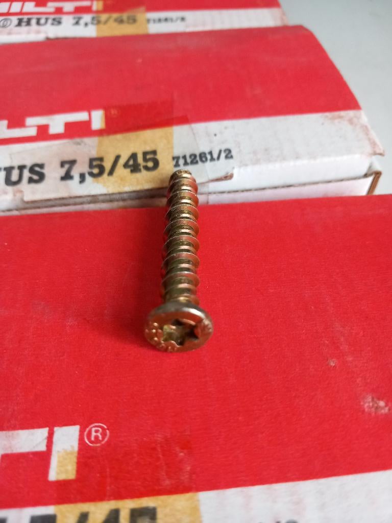 Hilti HUS schroefankers, Ophalen of Verzenden, Nieuw, Minder dan 50 mm, Overige typen