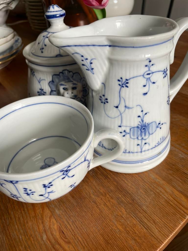 Antieke porseleinThüringen/Bohemen ca.1900 (handgeschilderd), Antiek en Kunst, Antiek | Servies compleet, Ophalen