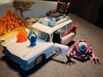 Ghostbusters ECTO-1 uit jaren 80 + 3 geesten, Ophalen
