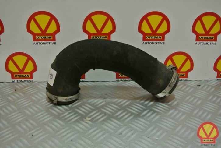 refroidisseur d'air de suralimentation pour tuyau turbo pour, AUDI AG, Auto-Union-Strasse 1
85045  Ingolstadt, DE, Audi, Utilisé