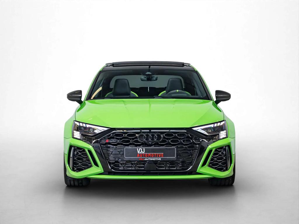 Audi RS3 QUATTRO|FAB-GARANTIE06/27|CERAMIC-BRAKES|360°|PANO, Automaat, RS3, Leder, Bedrijf