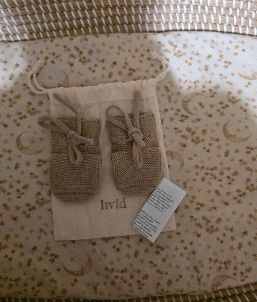 Hvid slofje 0-09, Kinderen en Baby's, Babykleding | Schoentjes en Sokjes, Ophalen, Jongetje of Meisje, Nieuw, Sokjes