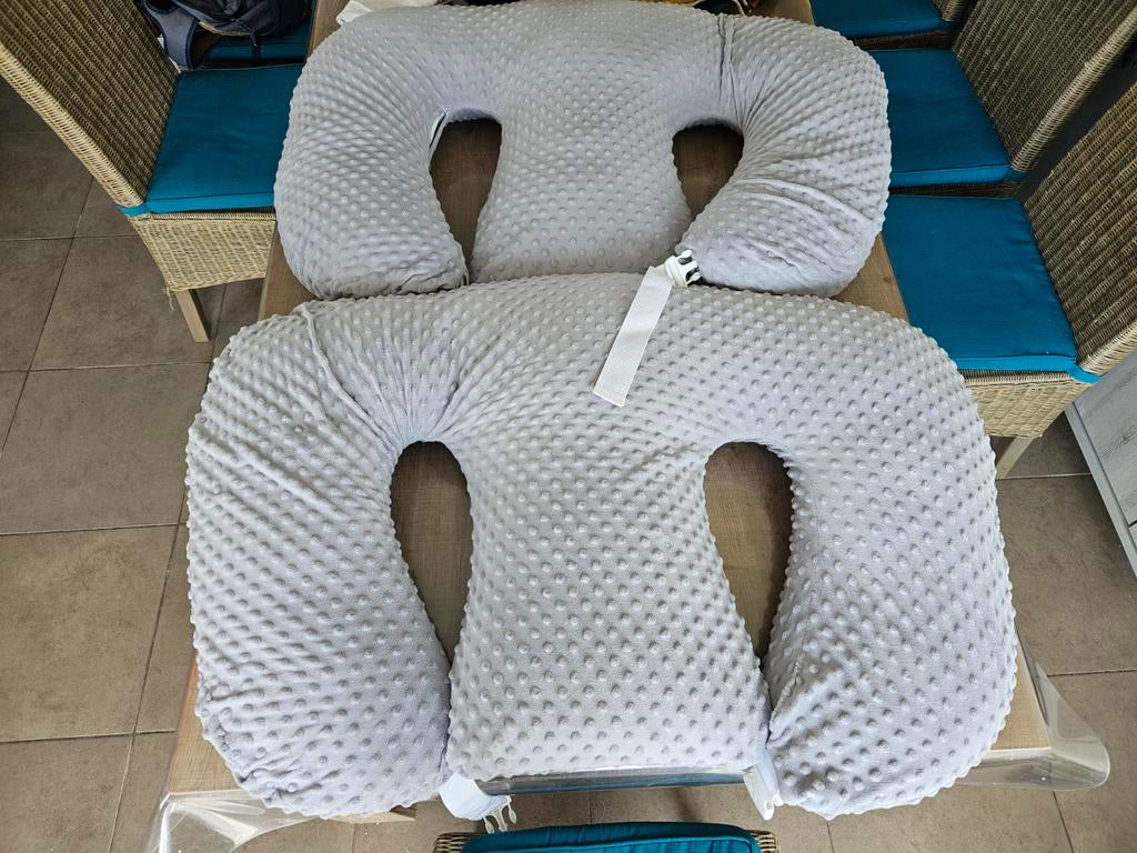 2 tweeling voedingskussens, Kinderen en Baby's, Ophalen