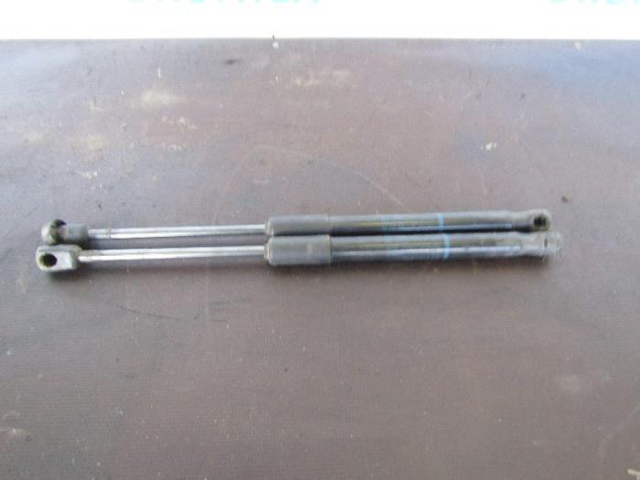 Kit amortisseur couvercle coffre d'un Skoda Citigo, -, 3 mois de garantie, Utilisé, Skoda