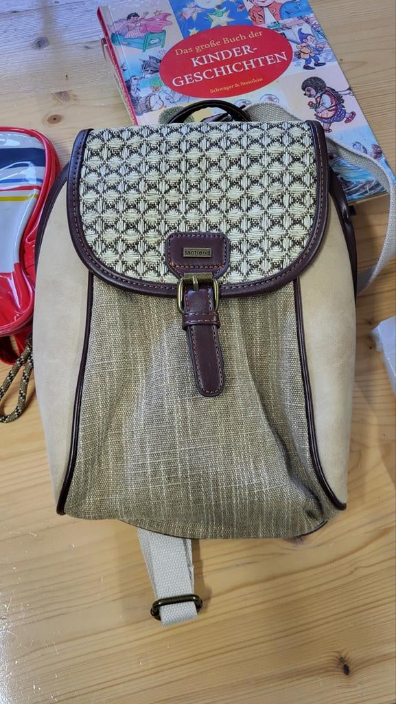 Rugzakje mooi en stabiel, Ophalen