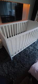 Wit babybedje, Ophalen