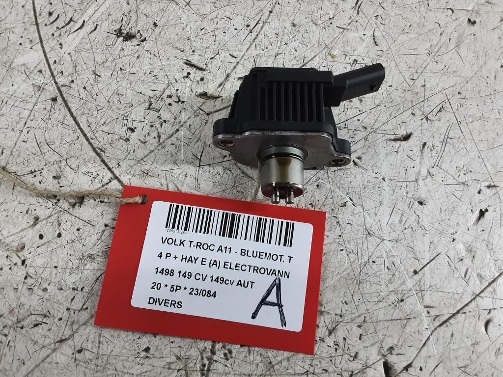 DIVERS DIVERS Volkswagen T-Roc I (04E906048A), Volkswagen, Mevr. I. Hauben, Utilisé, Rue de l'Espoir 34 34
4030  GRIVEGNÉE, BE