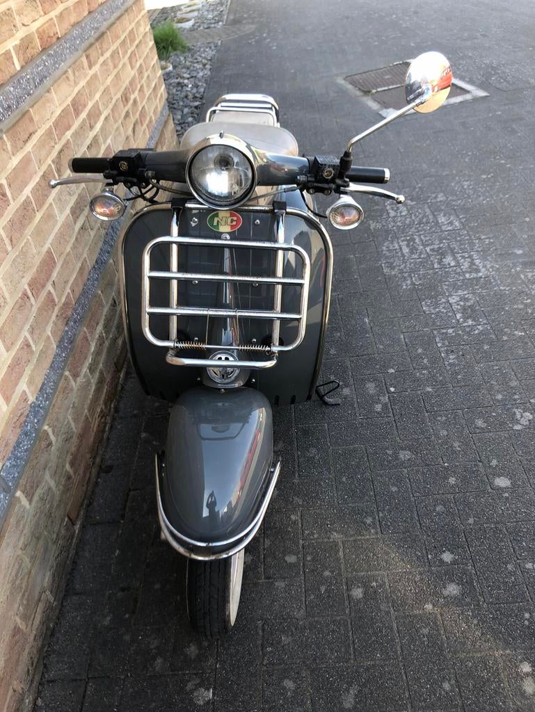 Neco Abruzzi 125cc, Vélos & Vélomoteurs, Enlèvement, Utilisé