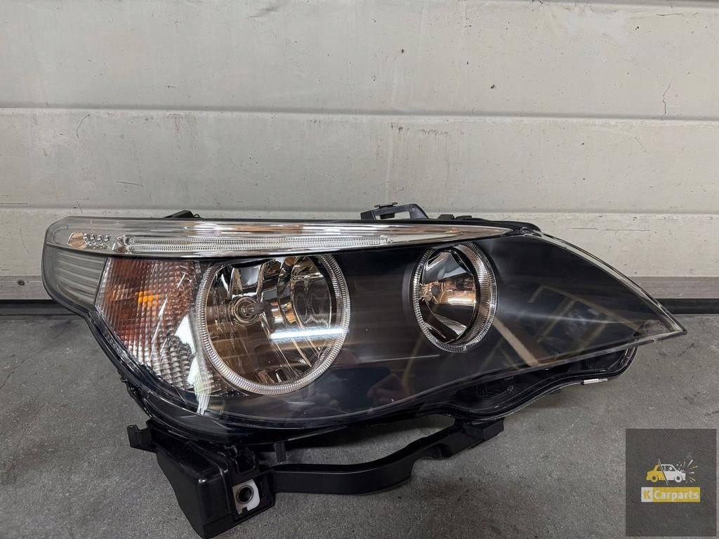 1EF00867308, Phare avant droit plat neuf pour BMW S rie 5 E6, Petuelring 130
80788  Munich, DE, Info@bmw.de, Utilisé, BMW