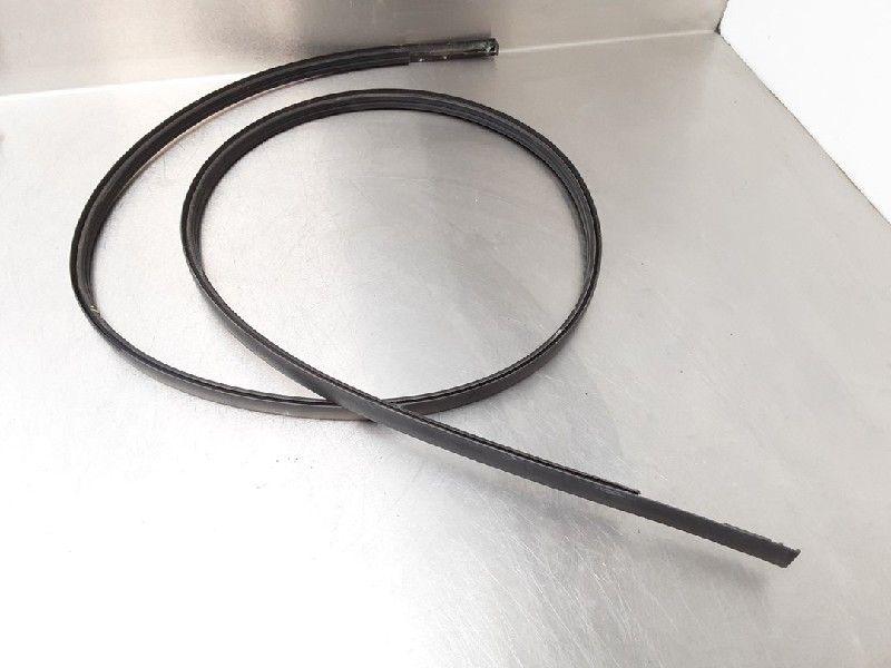 DAKLIJST LINKS Subaru Trezia (01-2011/-), Gebruikt, Subaru