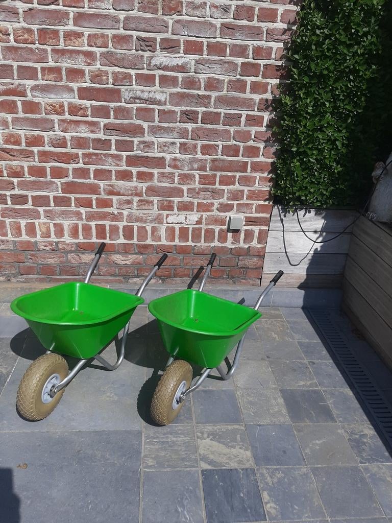 Kruiwagentjes voor kinderen, Ophalen