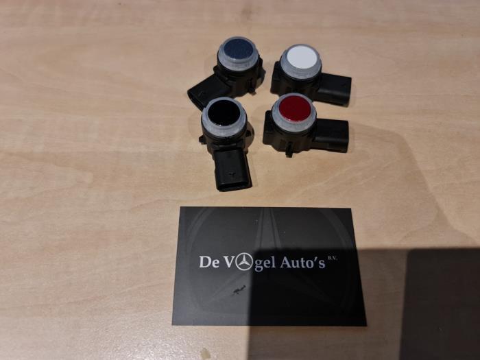 Capteur PDC d'un Mercedes C-Klasse, Autos : Pièces & Accessoires, Autres pièces automobiles, Mercedes-Benz, Utilisé, 3 mois de garantie