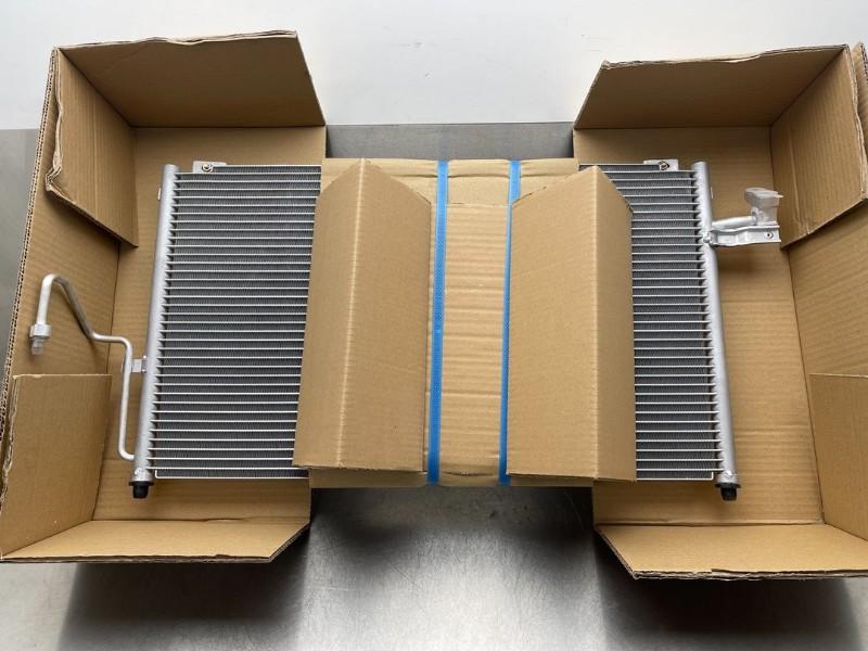 CLIMATISATION CONDENSEUR Mazda 323 Fastbreak (BJ14), Autos : Pièces & Accessoires, Climatisation & Chauffage, Mazda, Utilisé