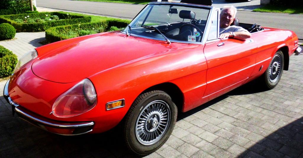 Rode ALFA ROMEO SPIDER 1976, Auto's, Alfa Romeo, Achterwielaandrijving, Zwart, 4 cilinders, Cabriolet