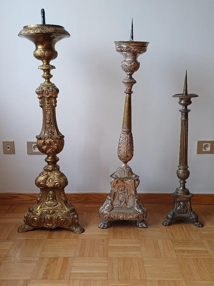 Chandelier d'église en laiton / argenté (taille moyenne), Antiquités & Art, Antiquités | Objets religieux, Enlèvement