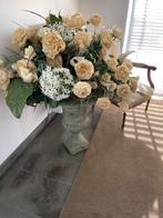 Kunstbloemen varia+ vaas, Ophalen, Zo goed als nieuw
