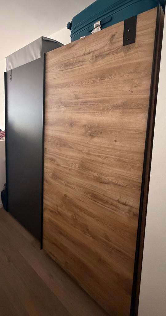 Zwart/bruin kledingkast, hoogte 2m, diepte 58cm, breedte 178, Huis en Inrichting, Kasten | Roldeurkasten en Archiefkasten, Ophalen